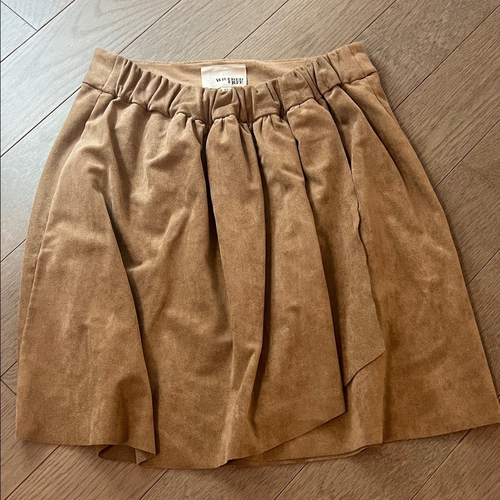 Wilfred Free Tan Suede Mini Skirt